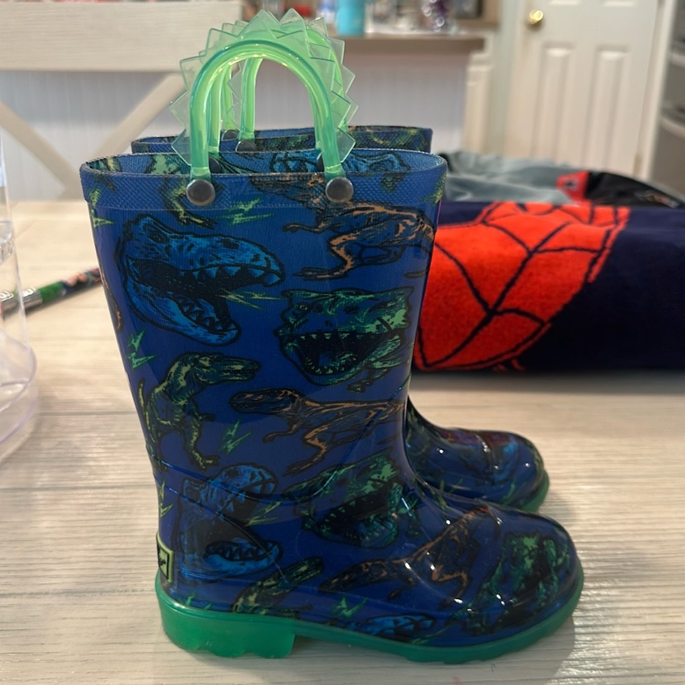 Western Chief KIDS / Toddler DINOSAUR LIGHTED RAIN BOOT - BLUE